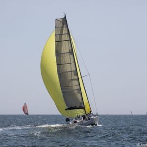 velero de regata oceánica