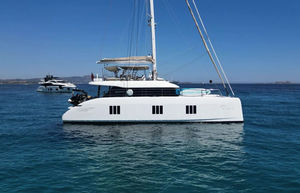yate de vela catamarán