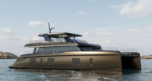yate a motor catamarán