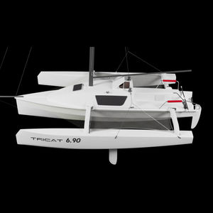 trimarán