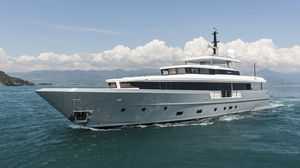 superyate de crucero