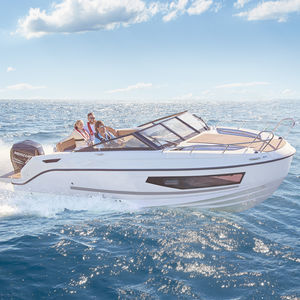 cabin-cruiser fueraborda