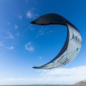 cometa kitesurf C-shape 1