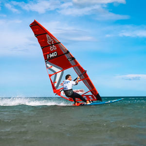 tabla de windsurf rápida