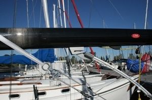 botavara para velero / a medida / de carbono