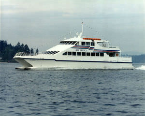 ferri de pasajeros catamarán