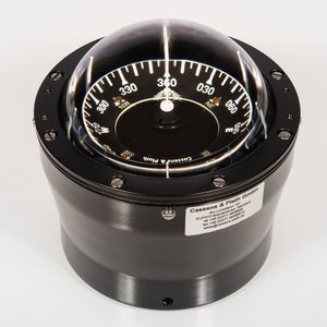 brújula de navegación para barco
