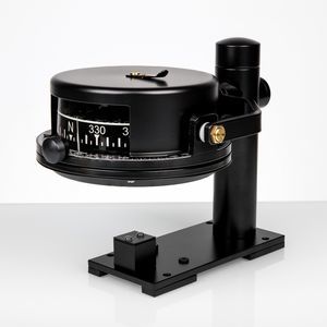 brújula de navegación para barco