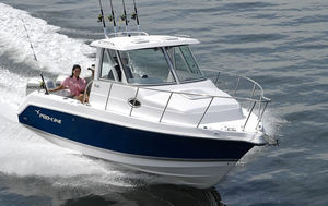 cabin-cruiser fueraborda