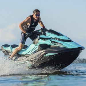 moto de agua sedente