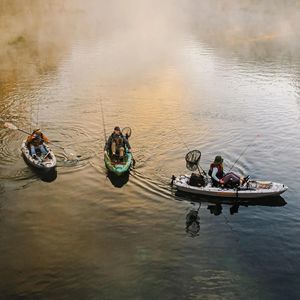 kayak sit-on-top