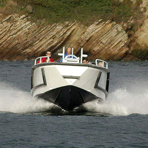 barco profesional barco de trabajo / stern-drive / diésel / de aluminio