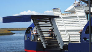 Plataforma para yate - size 1 - Hydromar Marine Equipment bv - de baño