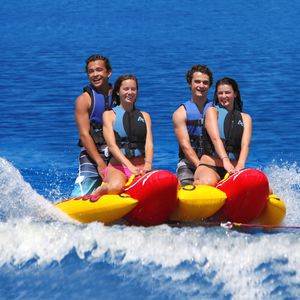 bote banana 4 personas máx.