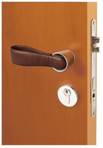 maneta de puerta para barco