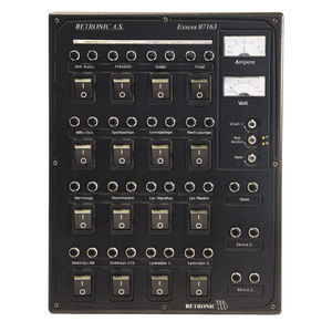 panel eléctrico para barco de trabajo