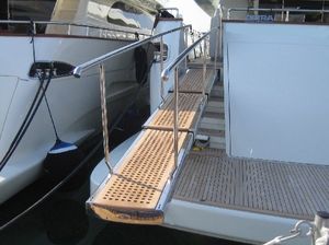 pasarela para barco