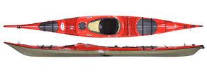 kayak cerrado / rígido / de mar / de travesía