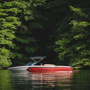 deck-boat intraborda
