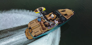 deck-boat intraborda