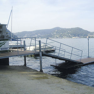 pantalán flotante