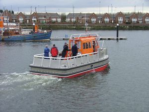 barco profesional embarcación de servicio offshore 1