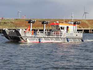 barco para acuicultura