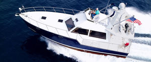 trawler intraborda / con fly / con 2 camarotes