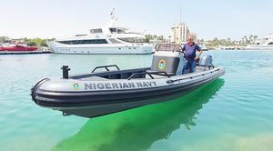 barco de vigilancia