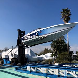 carretilla elevadora para barco