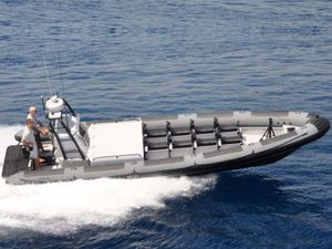 barco profesional barco militar / hidrojet intraborda / embarcación neumática semirrígida