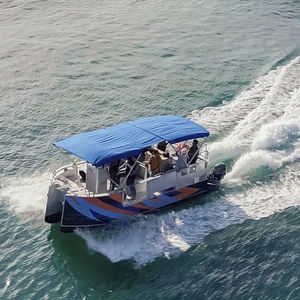 barco casa catamarán 1