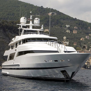 superyate de crucero