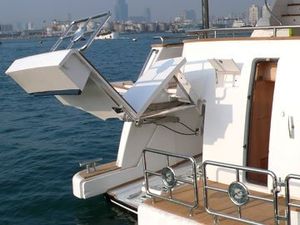 puerta para yate
