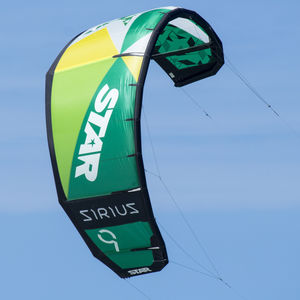 cometa kitesurf C-shape