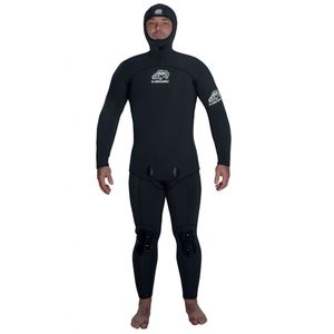 traje húmedo de buceo