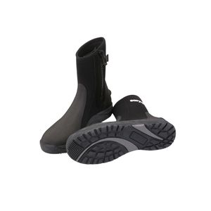 bota de buceo 1