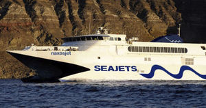 car-ferry catamarán
