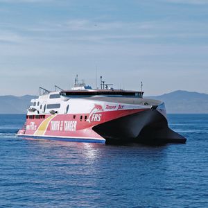 car-ferry catamarán 1
