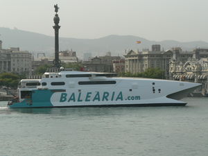 car-ferry catamarán