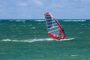 vela de windsurf de slalom