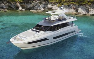 yate a motor de crucero