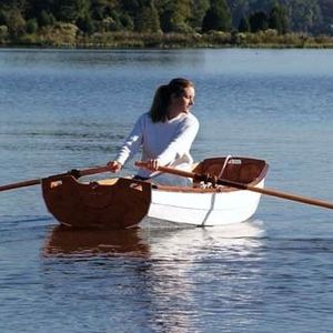 bote tradicional de remos