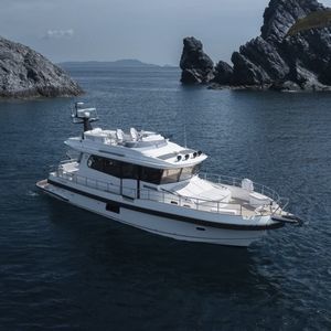 yate a motor offshore 1