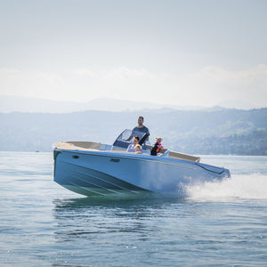 barco open embarcación auxiliar para mega-yate / intraborda / open / con consola central
