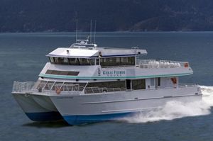 ferri de pasajeros catamarán