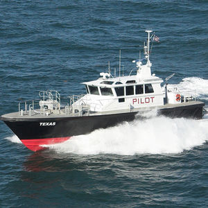 barco profesional embarcación piloto