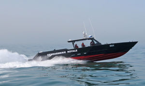 barco profesional barco de vigilancia 1
