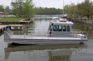 barco profesional gabarra de trabajo