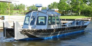 barco profesional barco de trabajo